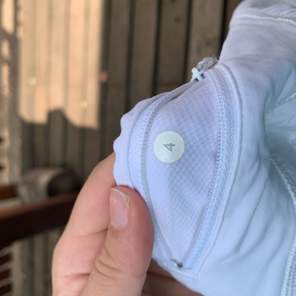 White speed up lululemon shorts - Picture 3 of 3